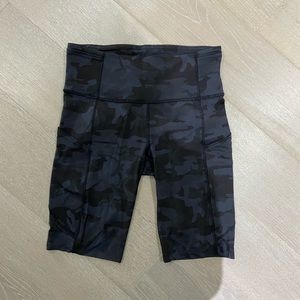 Lululemon fast and free short